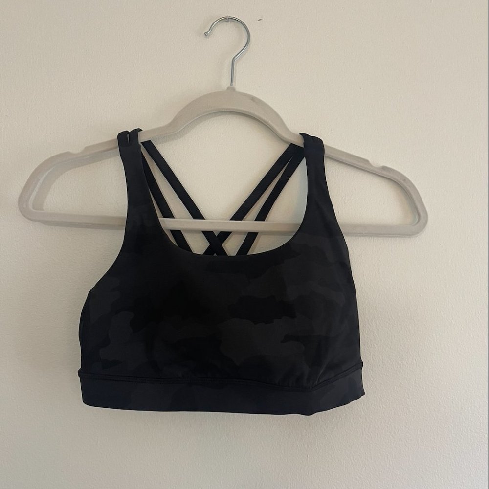Lululemon Black Energy Sports Bra Size 6